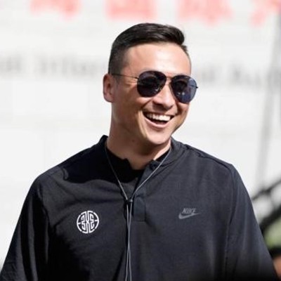 篮球老将如何通过瑜伽提升柔韧性_2